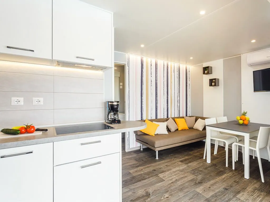 camping-santa-marina-interior-of-premium-family-mobile-home