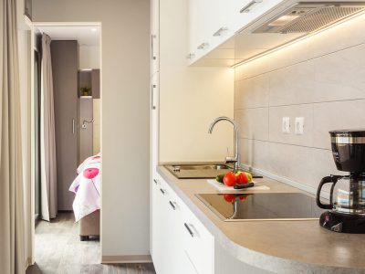 camping-santa-marina-kitchen-of-premium-family-mobile-home