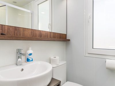camping-strasko-bathroom-of-mediteran-superior-mobile-home