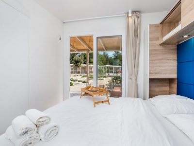 camping-strasko-bedroom-of-mediteran-superior-mobile-home-vii