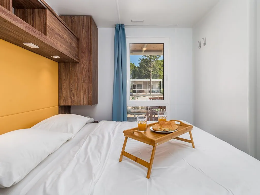 camping-strasko-bedroom-of-mediteran-mobile-home-ii