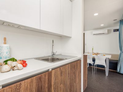 camping-strasko-interior-of-mediteran-superior-mobile-home-vi