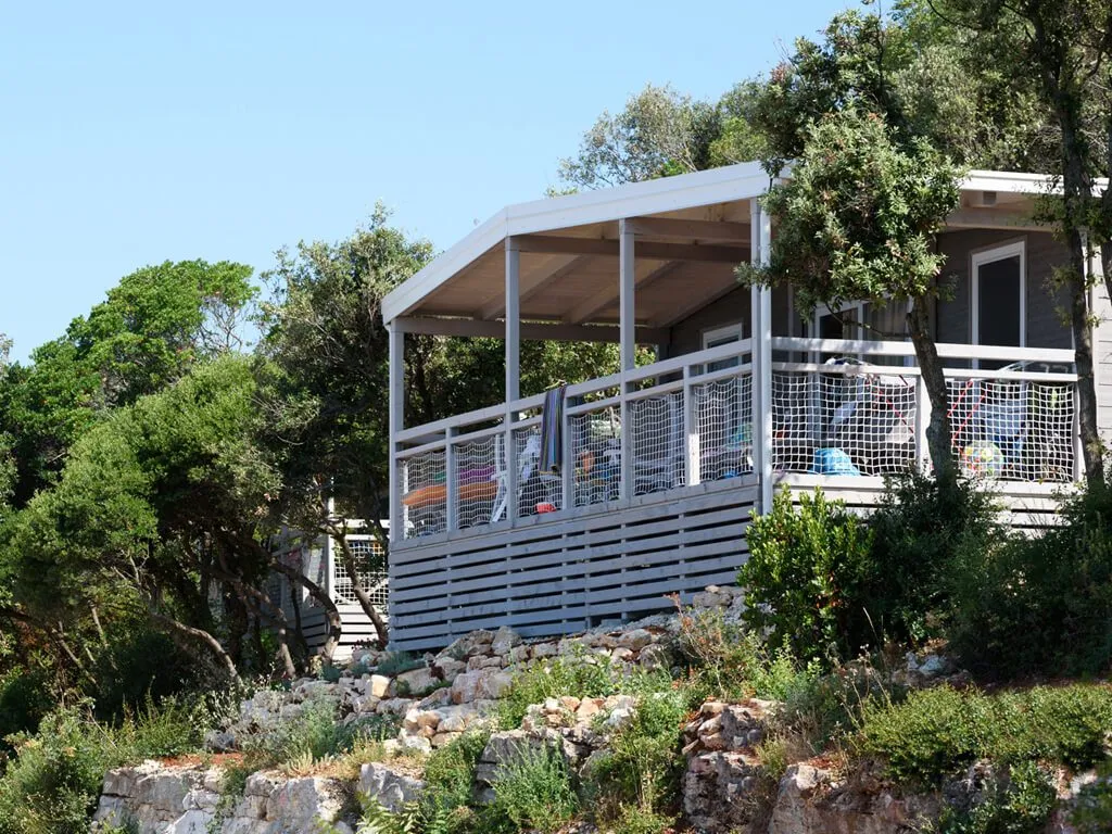 camping-vestar-mobile-homes-superior-family-exterior-view