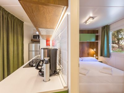 camping-vestar-forest-escape-family-mobile-home-interior