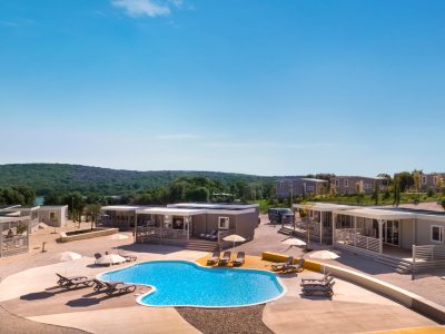 camping-vestar-oasis-family-village