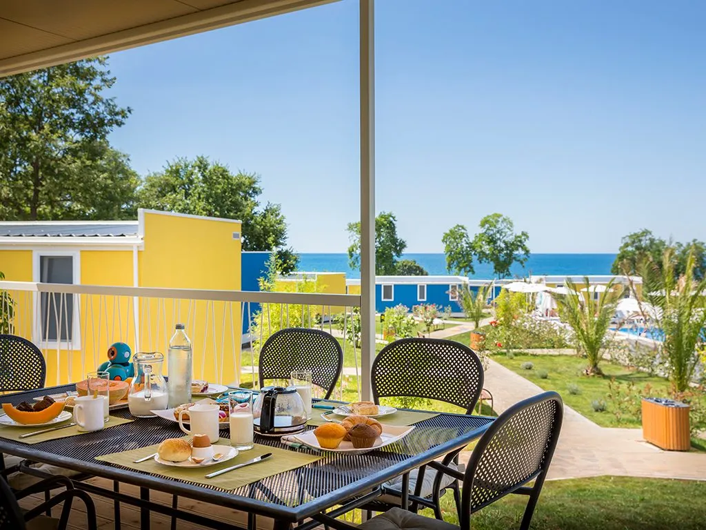 campsite-aminess-park-mareda-mirami-village-terrace-2