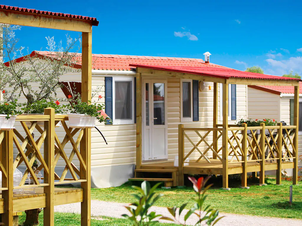 campsite-aminess-sirena-mobile-home-classic-exterior-terrace