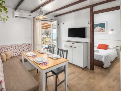 campsite-mon-perin-deluxe-seaview-mobile-homes-interior