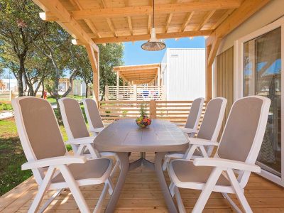 campsite-vestar-forest-escape-mobile-homes-terrace