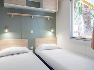 zaton-holiday-resort-comfort-6-interior-single-beds