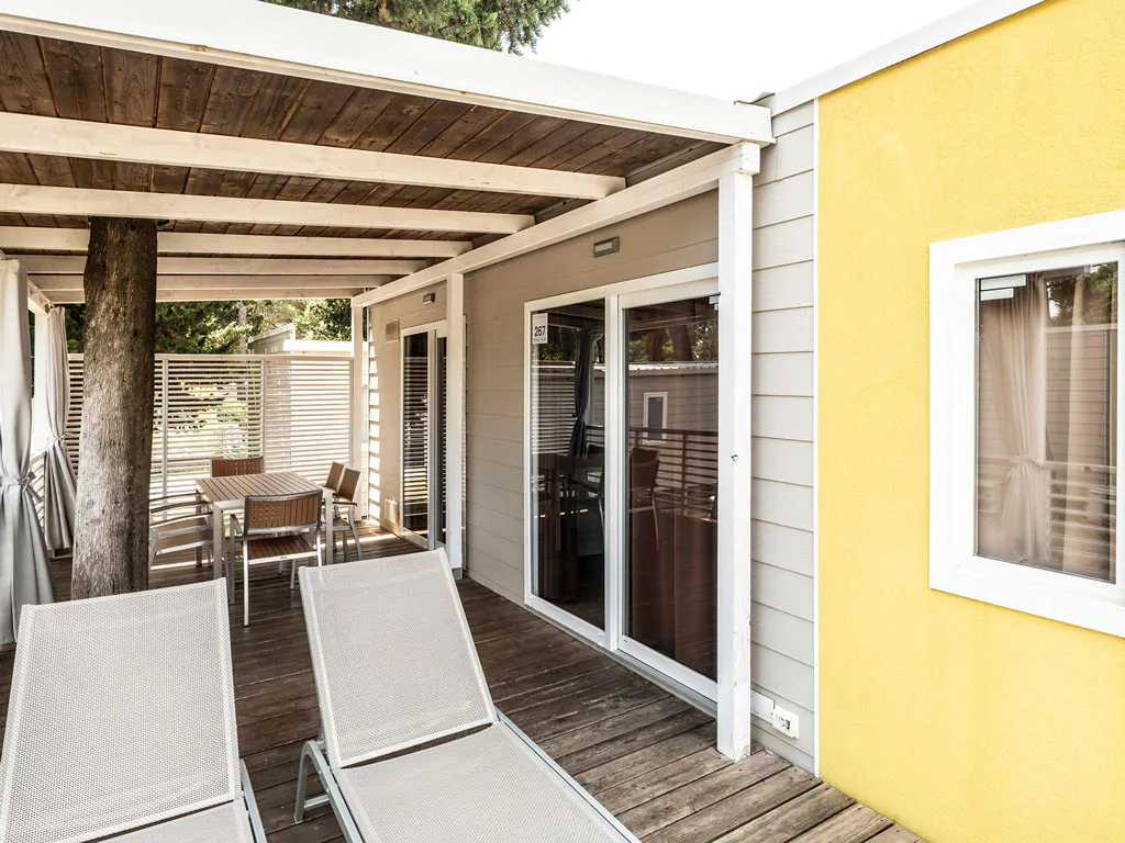 zaton-holiday-resort-premium-exterior-terrace
