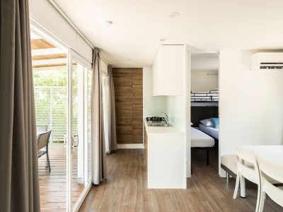 zaton-holiday-resort-superior-interior-kitchen