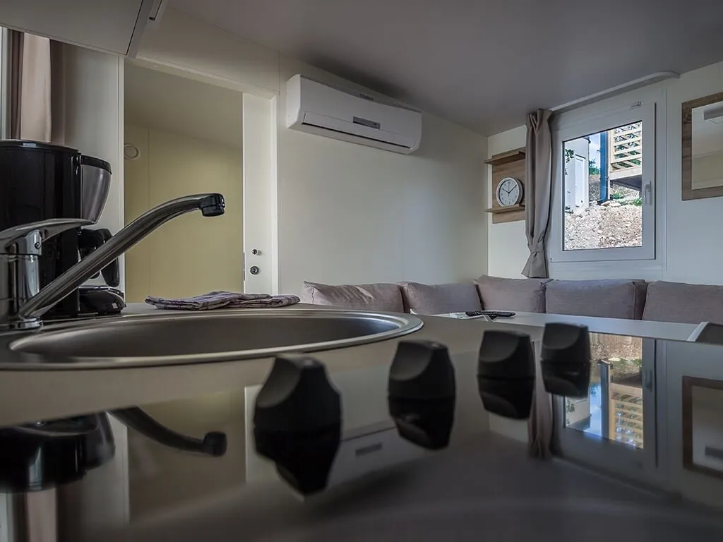camping-klenovica-standard-mobile-homes-interior-interior-iiii