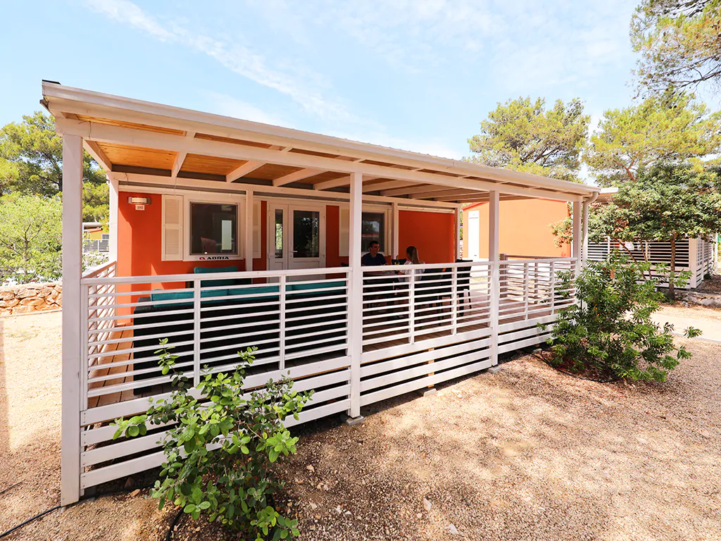 campsite-park-soline-comfort-family-mobile-homes-exterior