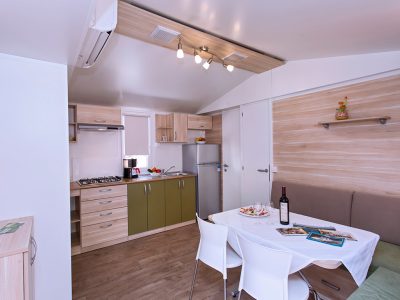 campsite-park-soline-premium-mobile-homes-kitchen-i