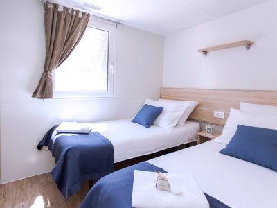 campsite-park-soline-premium-mobile-homes-second-bedroom-i