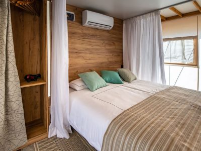 arena-one-99-glamping-premium-three-bedroom-safari-tent-interior-iii