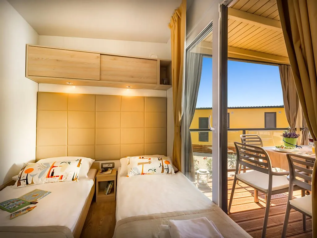 krk-premium-camping-resort-bella-vista-premium-family-interior-iii