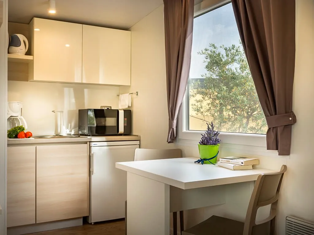 krk-premium-camping-resort-bella-vista-romantic-interior-i