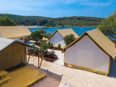 camping-arena-one99-glamping-two-bedroom-tents