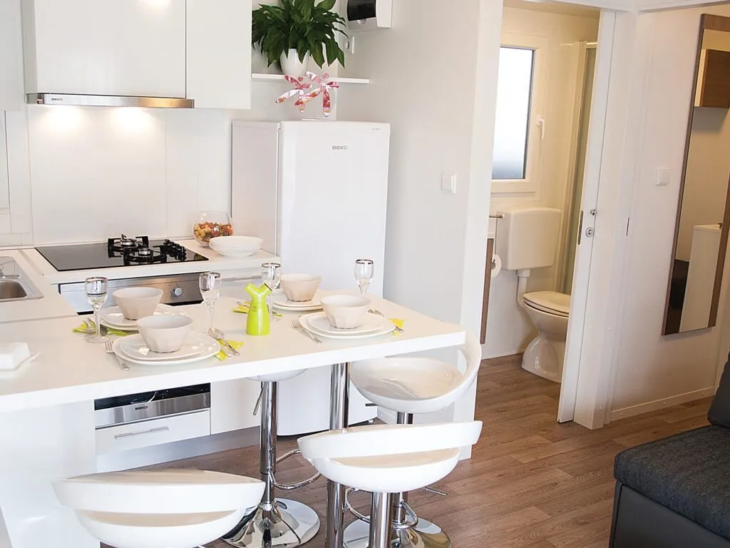camping-rapoca-mobile-homes-delta-kitchen
