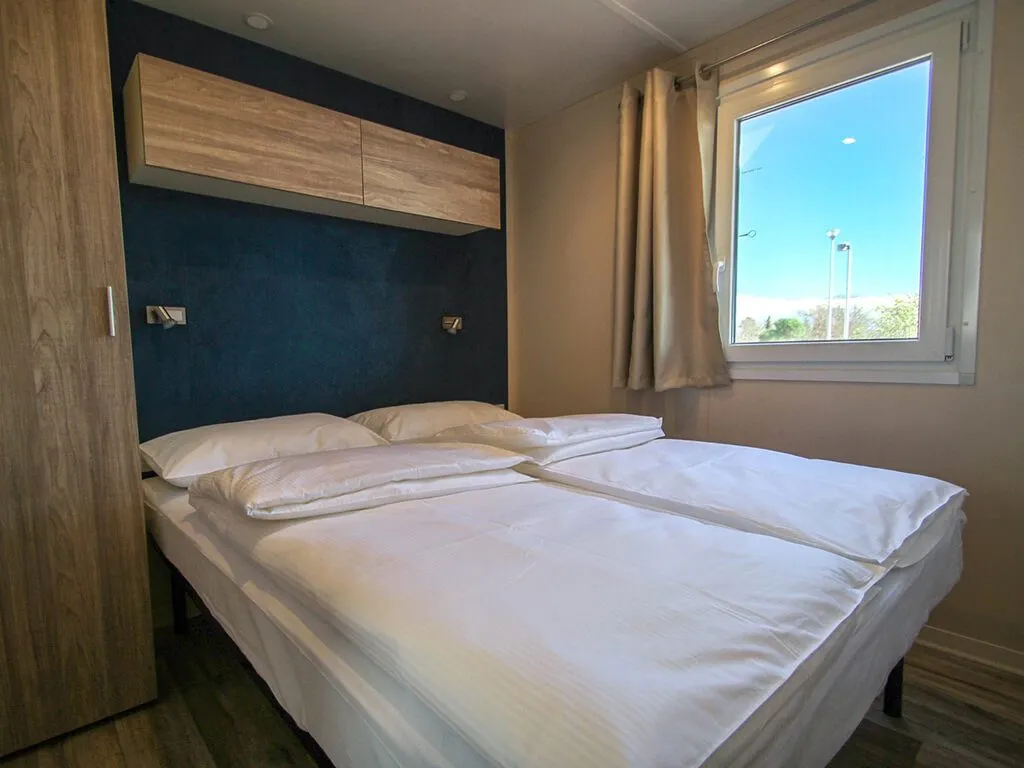 camping-campingin-park-umag-luxury-mobile-homes-park-riviera-bedroom-ii