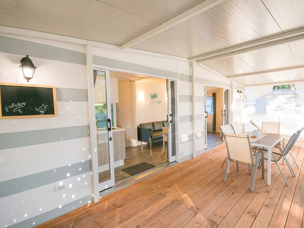 camping-polidor-terrace-of-premium-mobile-home