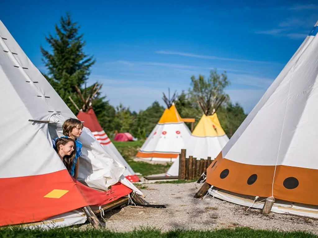 camping-turist-grabovac-indian-village-ii