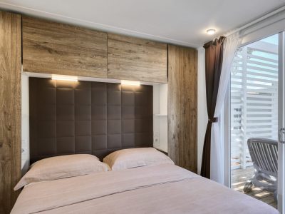 mobile-homes-evo-park-umag-double-bedroom