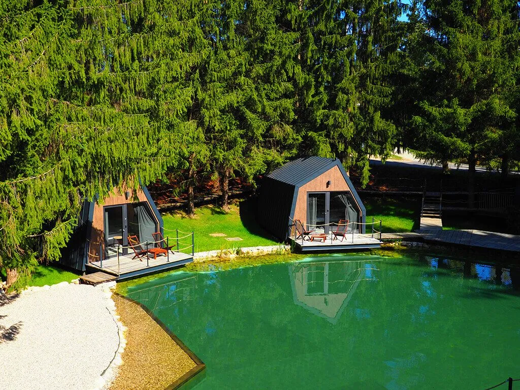 plitvice-holiday-resort-exterior-of-lake-house-ii-2