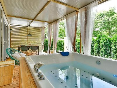 camping-park-polidor-deluxe-mobile-home-jacuzzi-iii