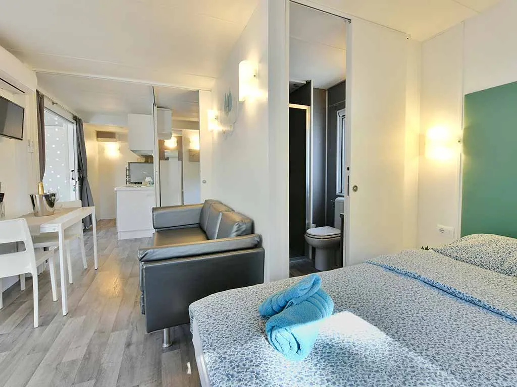 camping-park-polidor-mobile-home-premium-interior-4
