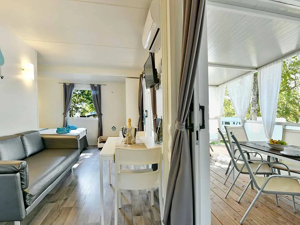 camping-park-polidor-mobile-home-premium-interior-5