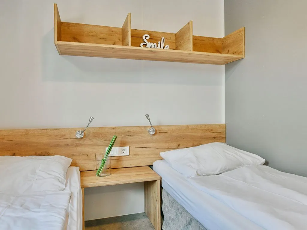 camping-park-polidor-interior-deluxe-mobile-home-x
