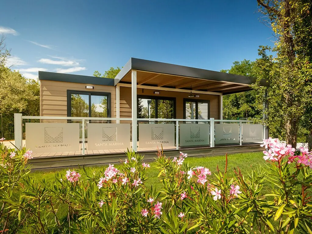 botique-camping-santa-marina-mobile-home-prestige-family-exterior