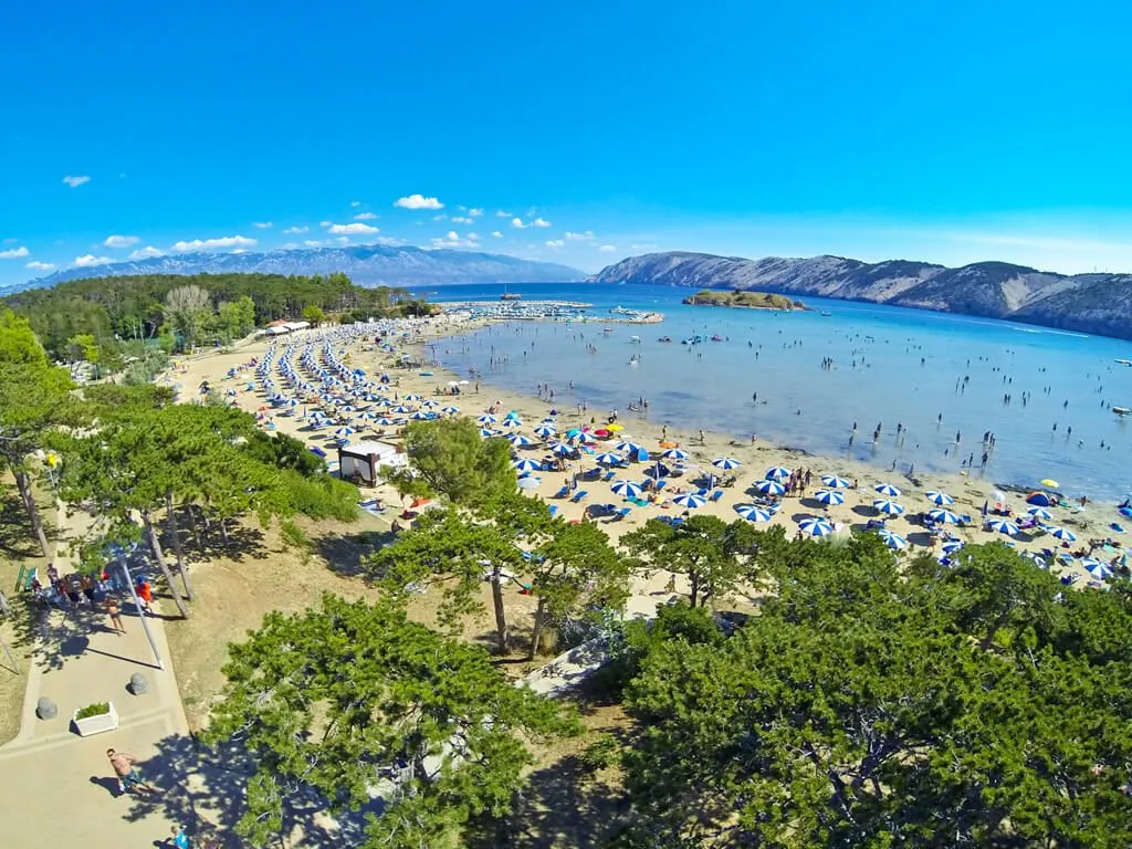 campsite-san-marino-sandy-beach