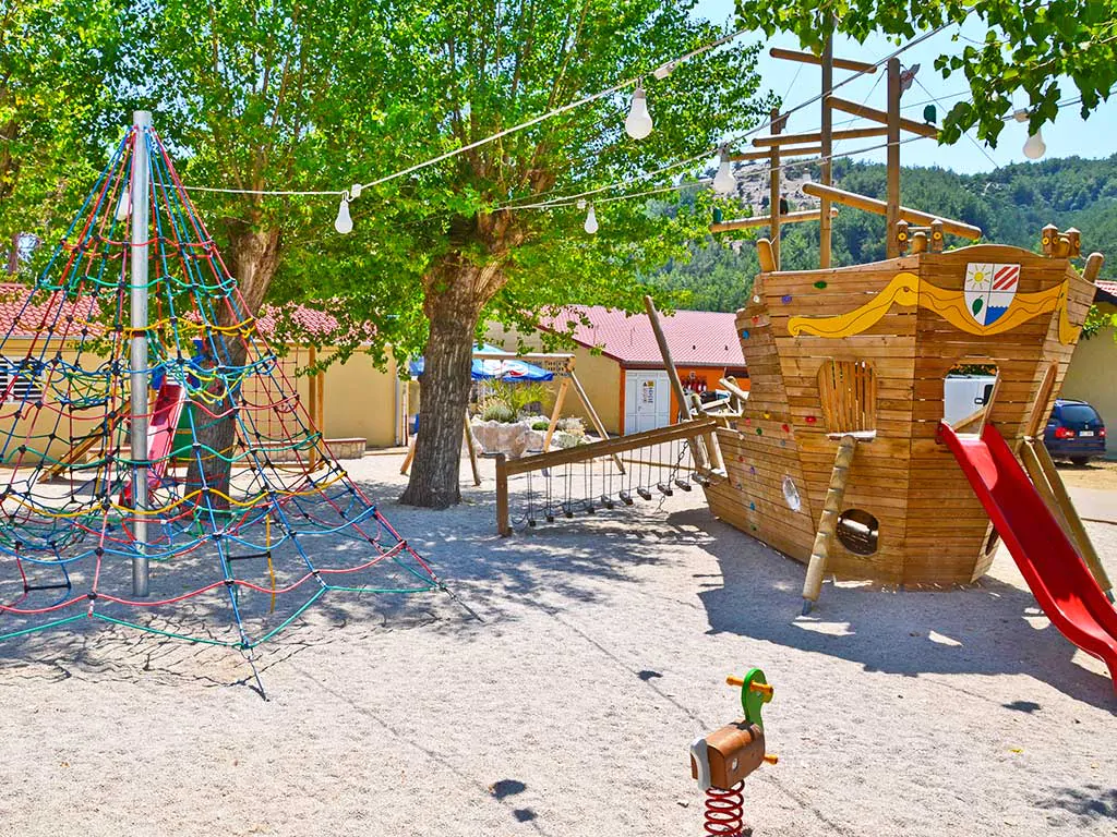san-marino-camping-resort-playground