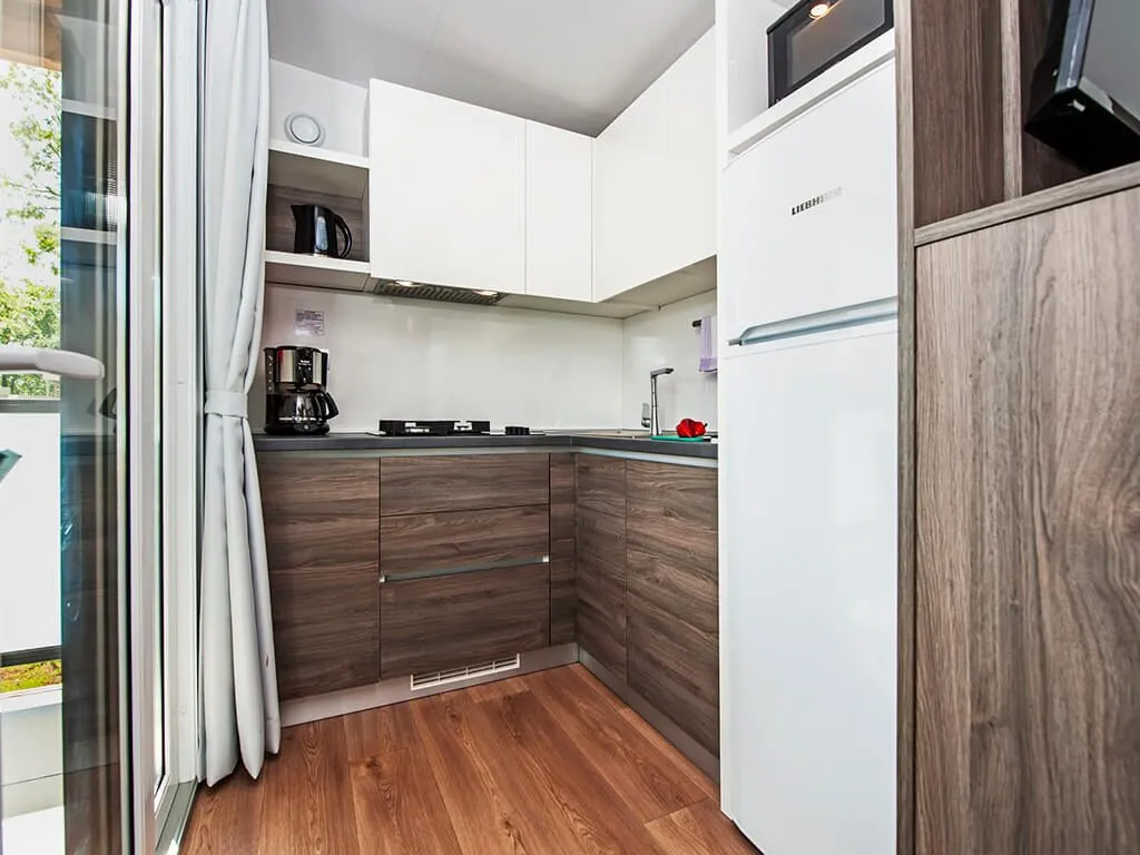 solaris-naturist-camping-resort-premium-mobile-home-interior-2