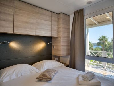 amadria-park-trogir-mobile-home-belvedere-luxury-interior-bedroom