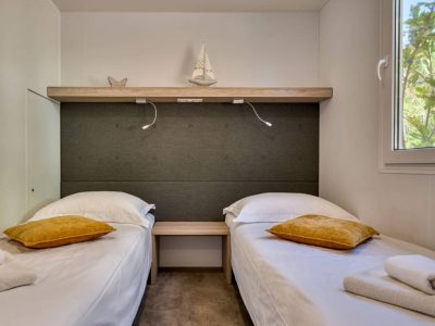 amadria-park-trogir-mobile-home-belvedere-luxury-interior-bedroom-ii