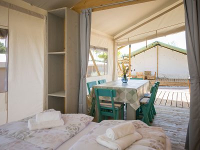boutique-campsite-santa-marina-premium-glamping-tent-30