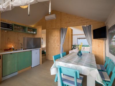 boutique-campsite-santa-marina-premium-glamping-tent-49