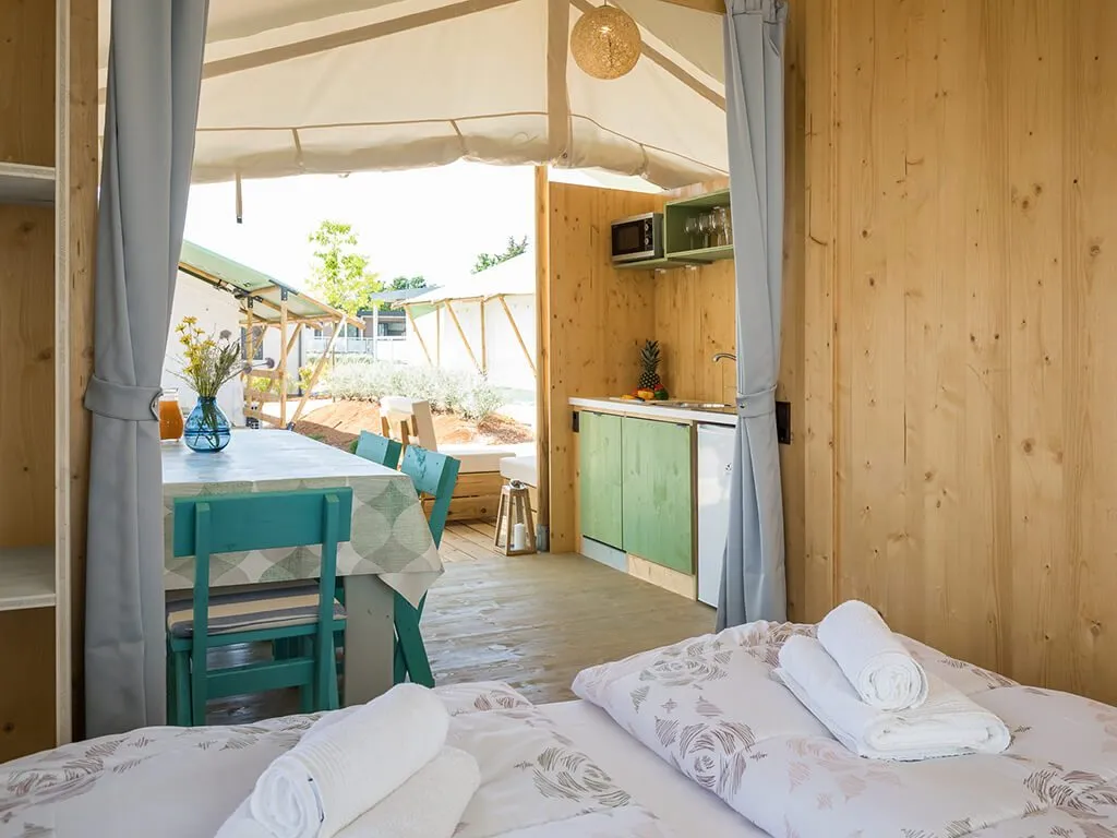 boutique-campsite-santa-marina-premium-glamping-tent-5