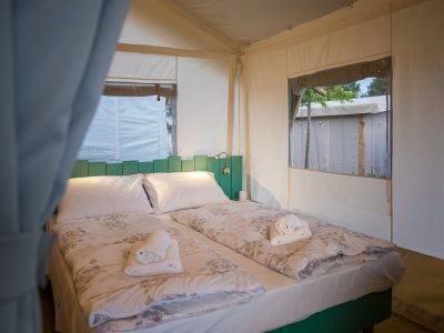 boutique-campsite-santa-marina-premium-glamping-tent-53