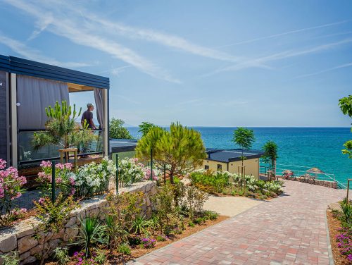 Lungomare Home for 4+2 Seaside