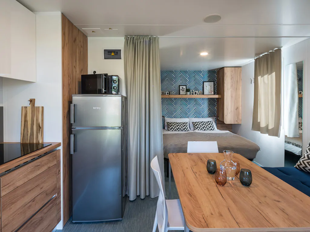 falkensteiner-premium-camping-zadar-camping-cozy-home-kitchen