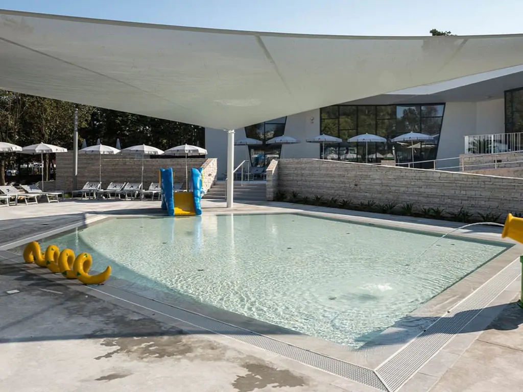 falkensteiner-premium-camping-zadar-kids-pool