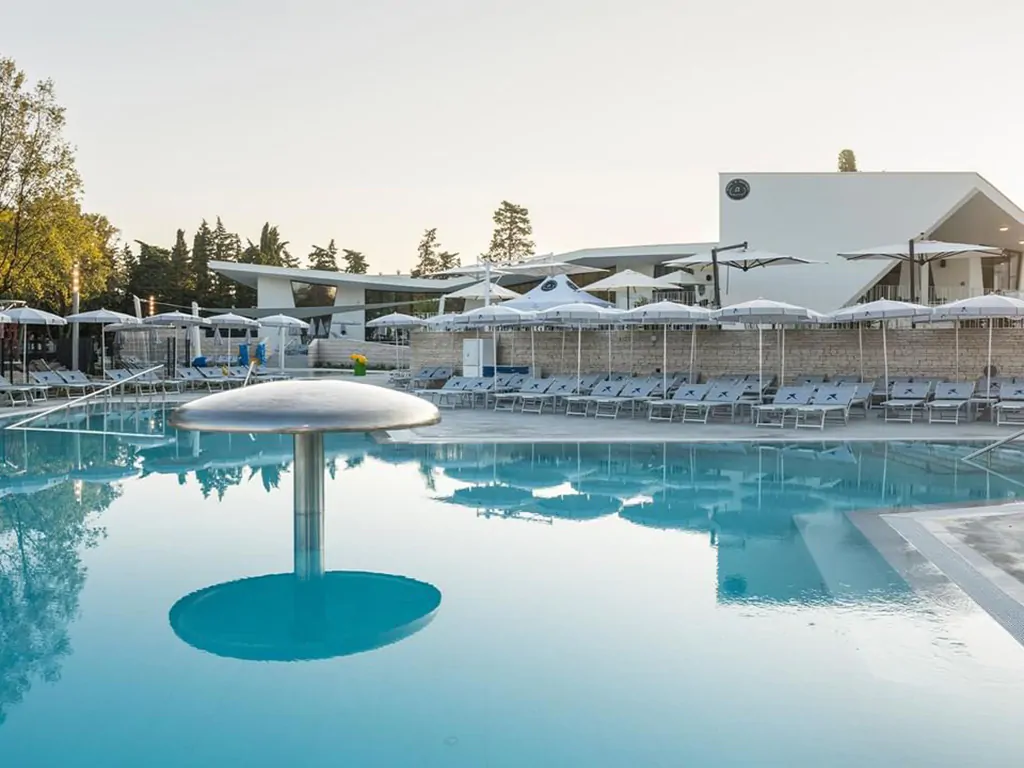 falkensteiner-premium-camping-zadar-outdoor-pool
