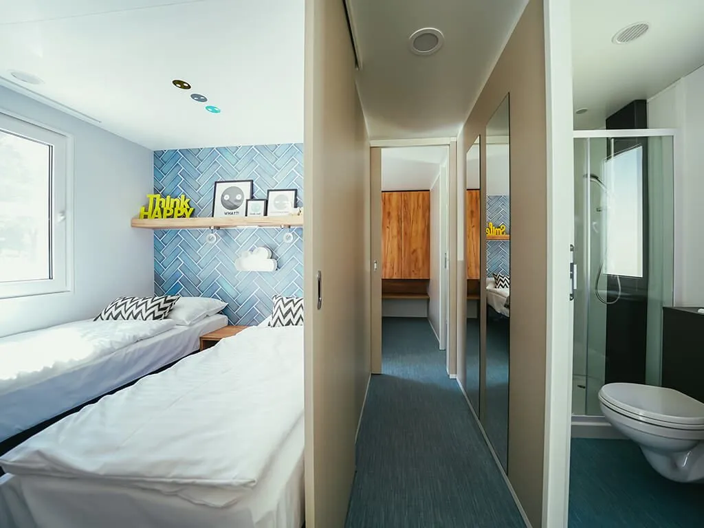 falkensteiner-premium-camping-zadar-mobile-homes-family-home-plus-vii