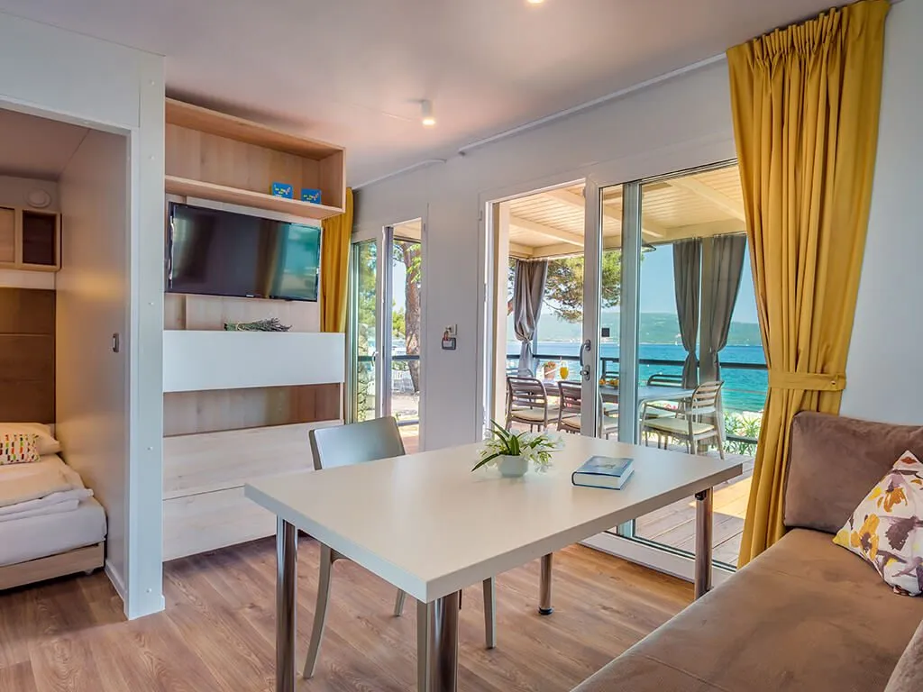 jezevac-premium-camping-resort-interior-of-lungomare-premium-mobile-homes-ii